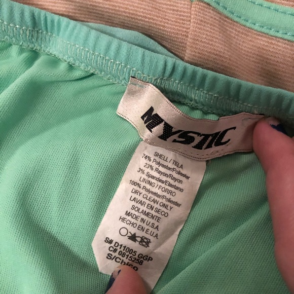 Cute romper/skirt - Picture 4 of 4